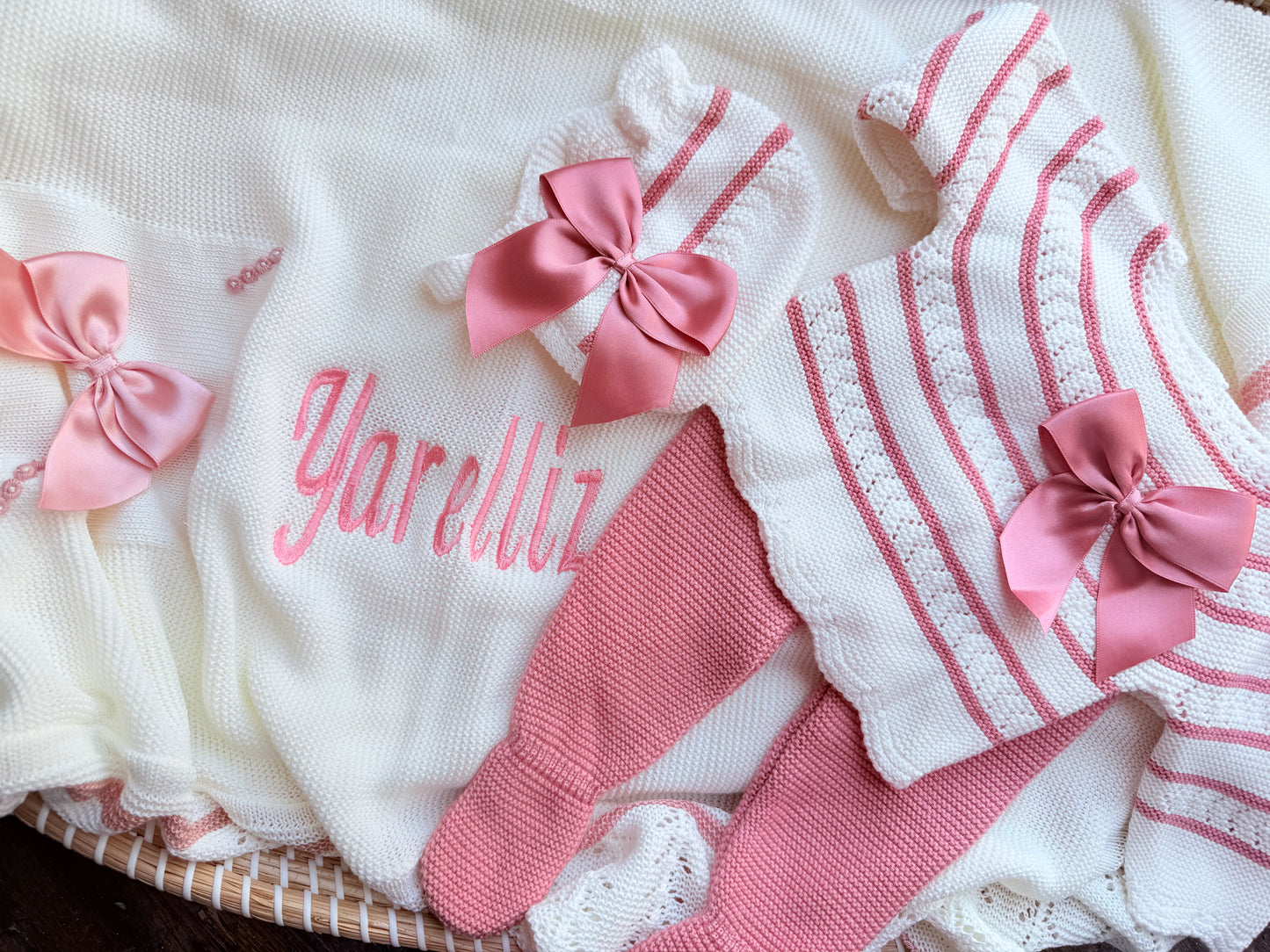 Bordado de NOMBRE EN COBIJA (blanket)