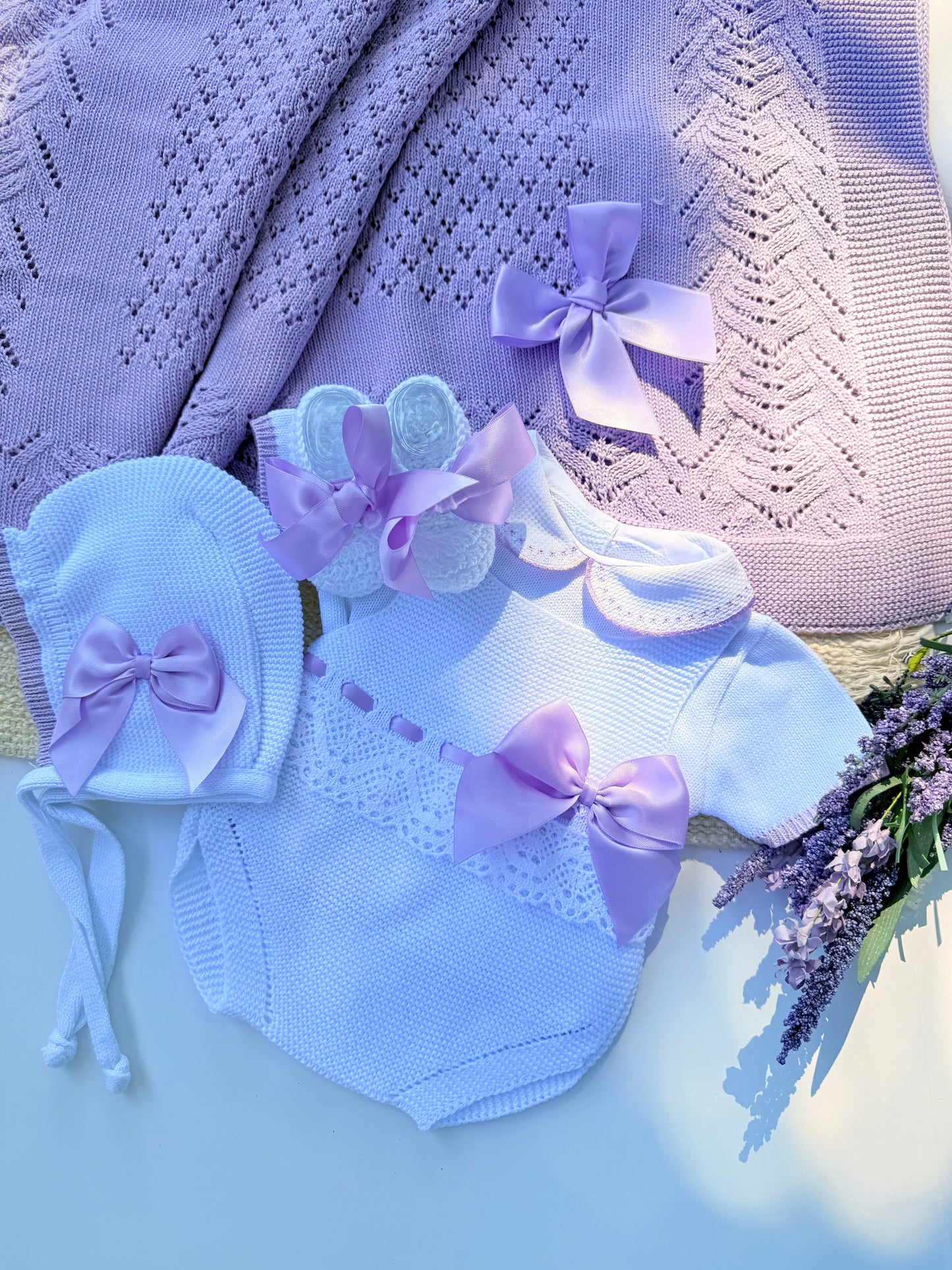 SET DE NACIMIENTO ROMANA LILA/BLANCO