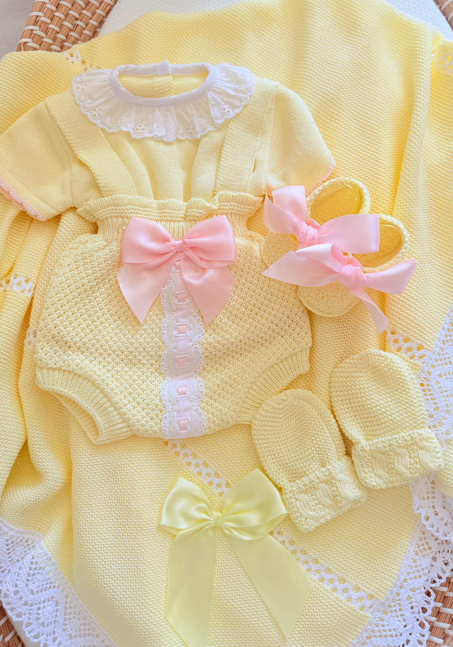 Ajuar de Nacimiento Deluxe Amarillo